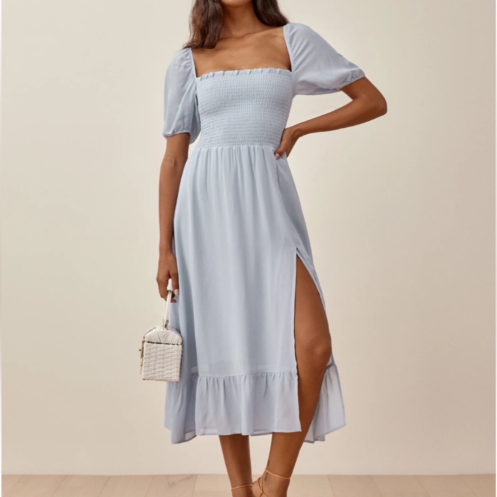 Reformation Meadow Dress
Color: Mineral
Size: S